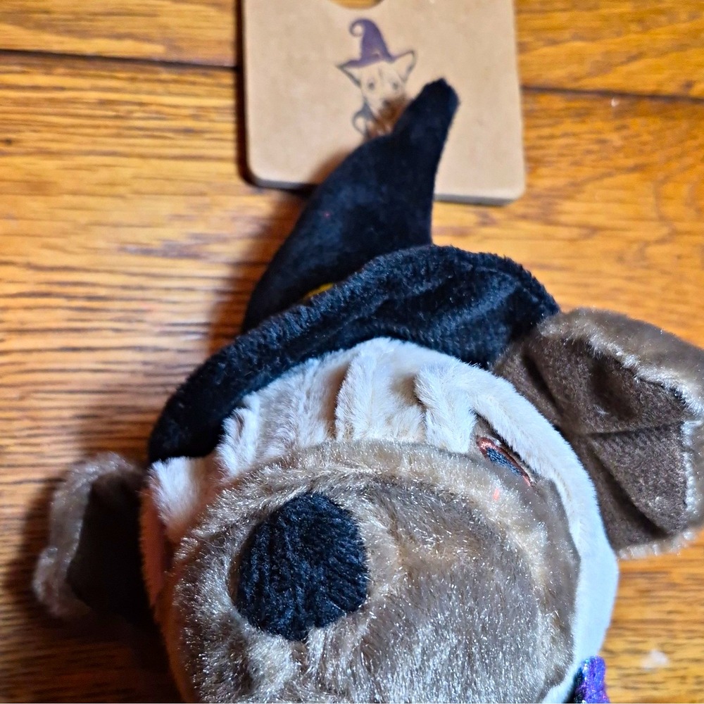Pally paws Pug Dog toy Halloween Plush Witch Hat Cape crinkly squeaky